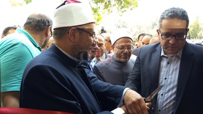 وزيرا الأوقاف والآثار والمفتي يفتتحون مسجد العباسي ببورسعيد (صور)