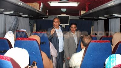 بالصور.. محافظ الشرقية يودع 650 حاجا قبل مغادرتهم لأداء فريضة الحج