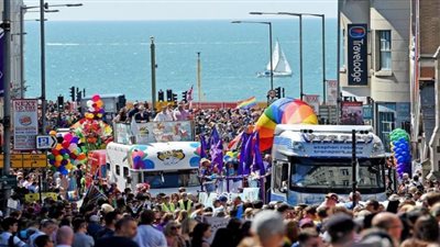 مثليون بريطانيون يطالبون بتواجدهم في الدوري الإنجليزي