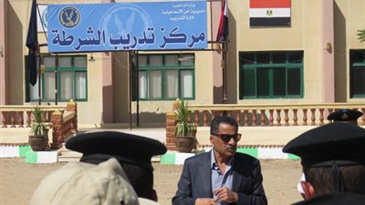 مدير أمن الإسماعيلية يتفقد المواقع الشرطية