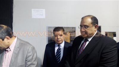 بالصور.. «قلاش» و«مدني» يفتتحان معرض «مشاعر الحج» في الساقية