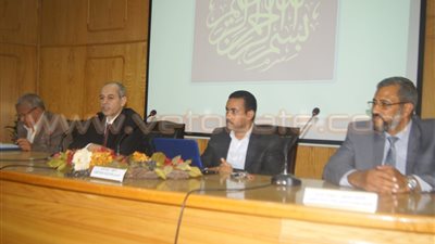 «مخاطر المزارع السمكية على الأراضي الزراعية» بزراعة الفيوم