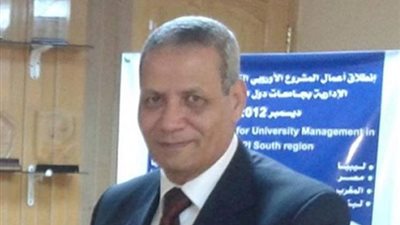 بالفيديو..وزير التعليم ينفي امتلاكه أي صفحات على «فيس بوك»