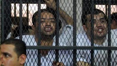 نشرة الحوادث.. تأجيل إعادة محاكمة 5 من متهمي 