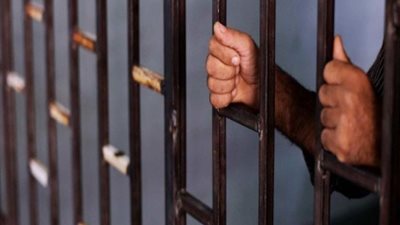 تجديد حبس عاملين لتعديهما على حملة إزالة في دار السلام