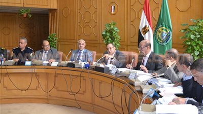 بالصور ..القصاص: تفعيل دور المراكز التكنولوجية وإدارات خدمة المواطنين