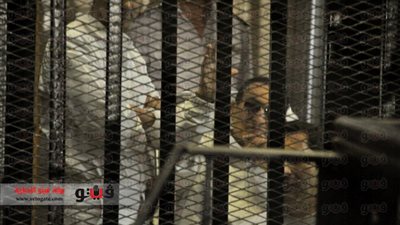النيابة العامة تنفى طلب عودة مبارك لـ
