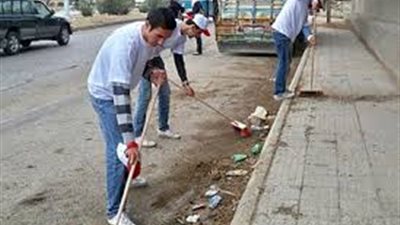 أهالي طوخ يدشنون حملة لتنظيف المدينة