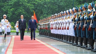 السيسي يشيد بالتجربة الفيتنامية في التنمية