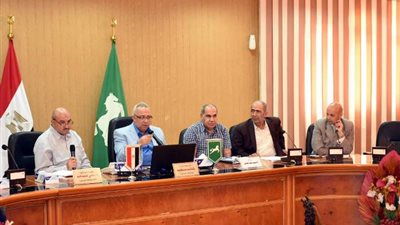 حركة تنقلات لرؤساء مدن الشرقية أبرزها بطل واقعة «بائعة التين»