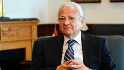 «الاتصالات» تبدأ تطبيق برنامج التكنولوجيا الخضراء