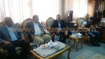 بالصور.. وزير التموين: تطوير 105 شون ترابية لحفظ القمح