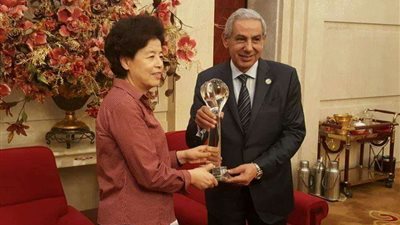 طارق قابيل يبحث مع حاكم مقاطعة نينجشيا الصينية تعزيز التعاون المشترك