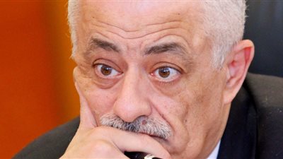 9 محامين يقاضون وزير التعليم لإلغاء ندب مستشاره القانوني (مستندات)