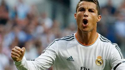 رونالدو يتراجع ويحضر حفل الفيفا لاختيار أفضل لاعب في العالم