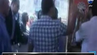 بالفيديو.. محافظ الفيوم يضبط جزار بتهمة بيع اللحوم المدعمة