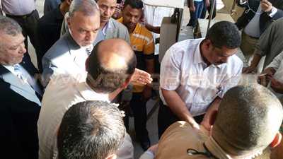 وزير التموين يتفقد صومعة الترامسة بقنا