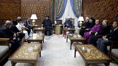 شيخ الأزهر لـ«وفد الكنائس»: لقاء اليوم يؤكد امتزاج الأديان في الشرق