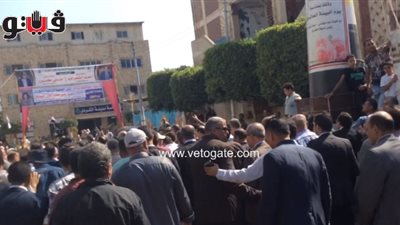 بالفيديو.. استقبال نائب وزير الزراعة على أنغام المزمار في الدقهلية