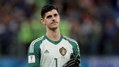 تقارير: كورتوا يصل إسبانيا الثلاثاء للانضمام إلى ريـال مدريد