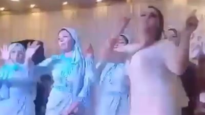 عروس تشعل إنستجرام بالرقص على أغنية محمد رمضان (فيديو)