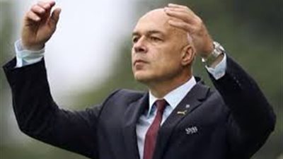 «جروس» يعقد جلسة مع طبيب الزمالك للاطمئنان على «كهربا»