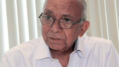 محمد غنيم: الدستور الجديد لا يستحق التعديل