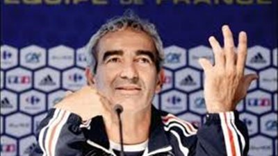 مدرب فرنسا الأسبق: يجب على منتخب الديوك خوض المونديال بعقلية الفوز