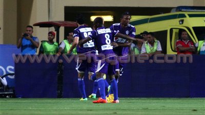 بالفيديو والصور.. الزمالك يكسر عقدة الأهلي بهدفي «باسم» ويتوج بطلًا للكأس