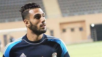 «الشناوي» يحتفل مع «جنش» بعد الفوز بالكأس