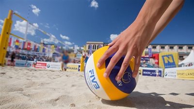 «شاطئية الطائرة سيدات» يحصد لقب البطولة العربية