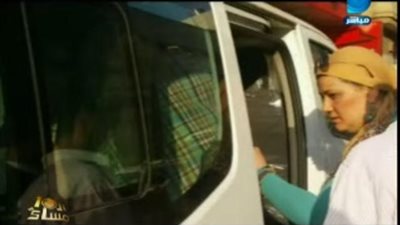 «الإبراشى» يعرض فيديو القبض على سيدة استغلت اسم البرنامج في النصب