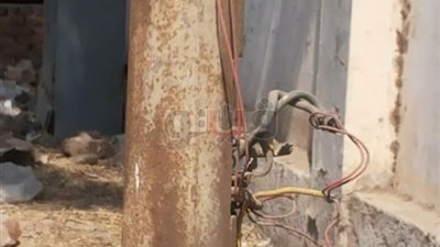 تعليم القليوبية تغطي أسلاكا مكشوفة أمام مدرسة بـ«ورقة»