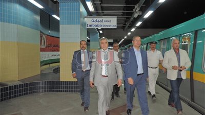 مدير شرطة النقل يتفقد الخدمات الأمنية بمحطات المترو