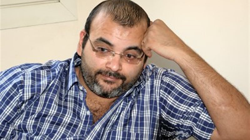 الشاعر الكبير أيمن