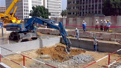 «مرور القاهرة» تبدأ إغلاق شارع الألفي لأعمال حفر المترو