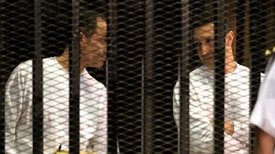 بالفيديو..محامون فى قضية 