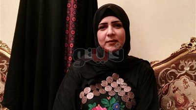 «رحاب» مصممة أزياء بورسعيدية مزجت التراث الفلاحي بالموضة.. «تقرير»