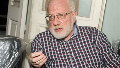 النفيس: المجتمع الدولى يشعر أن الإخوان لن يستمروا طويلا فى الحكم