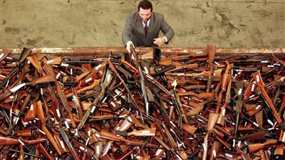 الأستراليون يسلمون 26 ألف قطعة سلاح بموجب عفو وطني