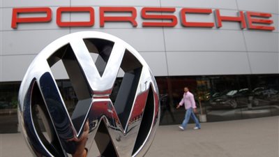 «بورش» تعلن سبب الانسحاب من مشروع LMP1 لسباقات التحمل