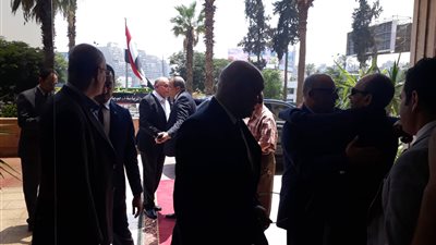 أبو ريدة وكردي يصلان وزارة الرياضة لحضور اجتماع «عودة الجماهير»