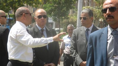 محافظ القاهرة يتفقد تطوير ميدان الإسماعيلية (صور)