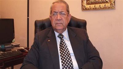 «بيومي»: لجوء مصر لقرض «الصندوق الدولي» وارد