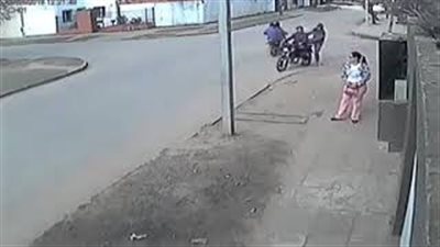 حيلة ذكية من فتاة تفشل خطة لصين في سرقتها (فيديو)