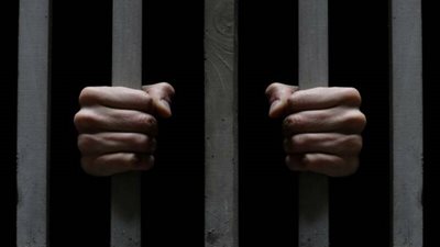 حبس عاطلين بتهمة الاتجار في المخدرات ببولاق