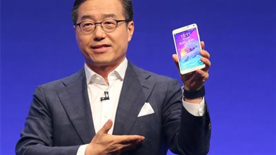 سامسونج تدخل المنافسة بقوة بهاتف 