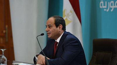 السيسي يبحث خطة تنفيذ أنفاق قناة السويس والمراحل الجديدة للمترو