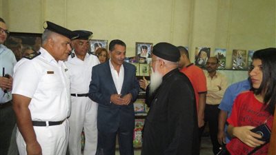 مدير أمن الإسماعيلية لـ«كاهن كنيسة»: صلوا في أمن وأمان