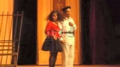 بالصور.. «تلاميذ فيس بوك» يسعدون جمهور مسرح البالون